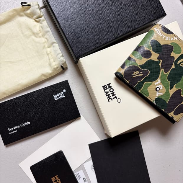 베이프x몽블랑 지갑