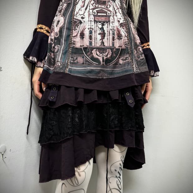 “Ozz oneste” Rare Design Gothic&Goth Lac