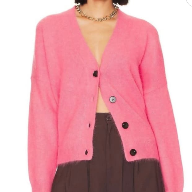 The great 더 그레이트 앙고라 핑크가디건
