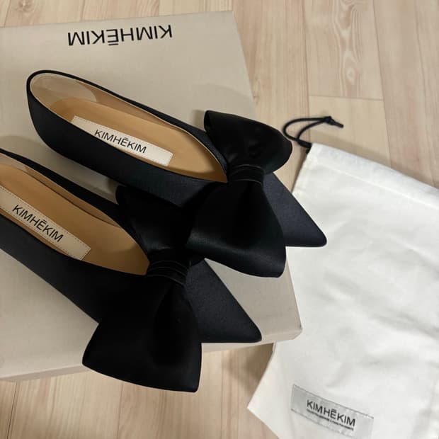 김해김 먼로우 블랙 37 사이즈 (웨딩촬영30분 착용)