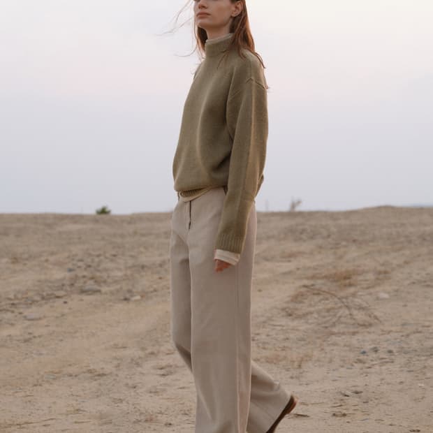 모이아 버튼 비조 코듀로이 팬츠 미스트라임