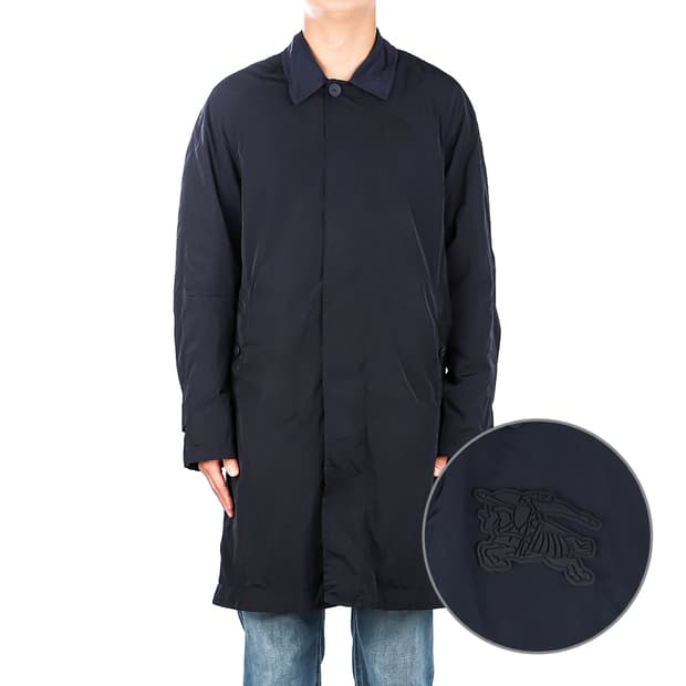 [M] 버버리 EKD 로고 패치 캠든 카 코트 남성 8067471 