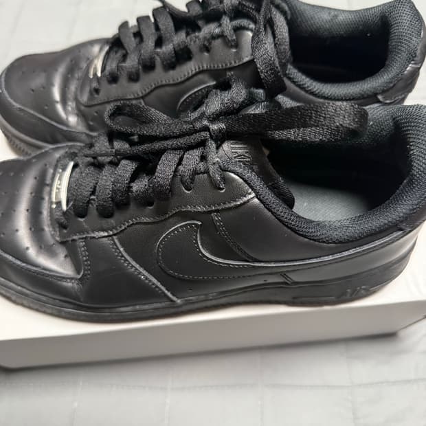 나이키 에어포스 블랙 270