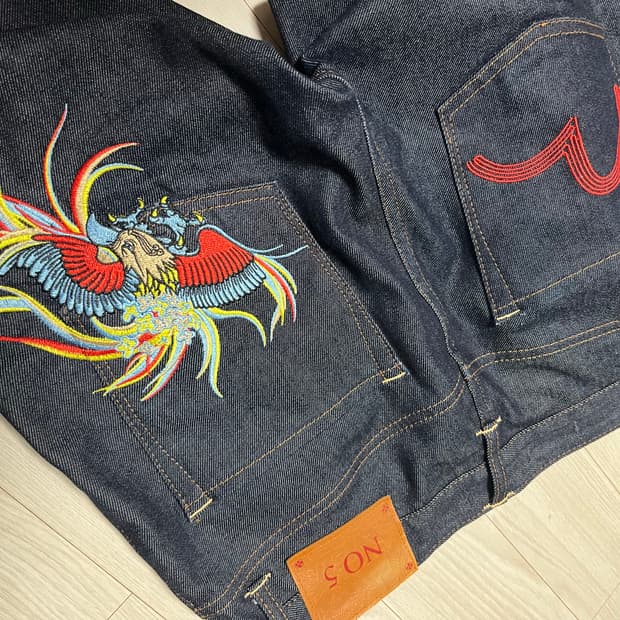 EVISU No.5 피닉스 자수 생지 데님(30-31)