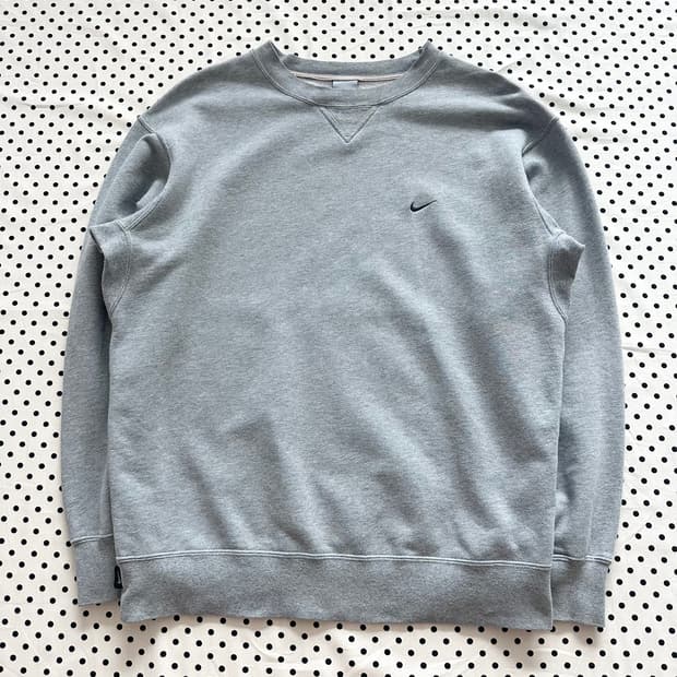 나이키 00's 스우시 스웻셔츠 그레이 
