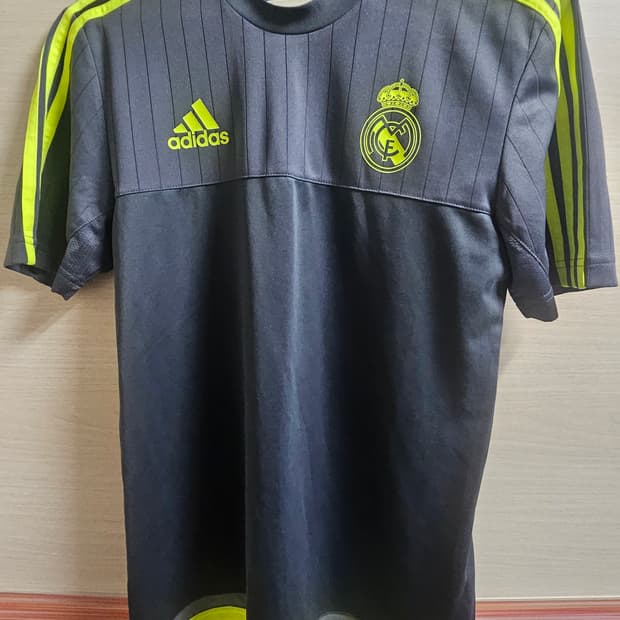 아디다스 레알마드리드 트레이닝복