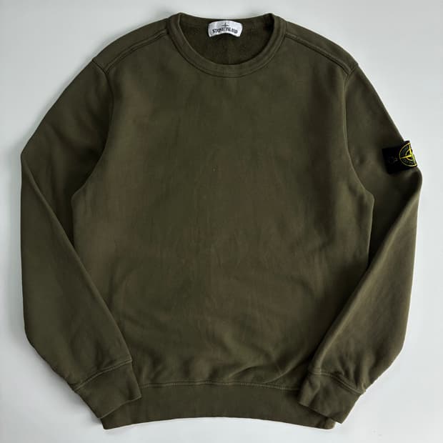 Stone Island  스톤아일랜드 와펜 카키 스웻 맨투맨
