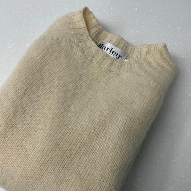 할리오브스코틀랜드 쉐기독 니트 