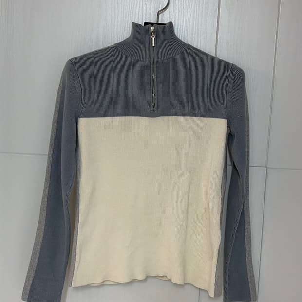 폴로진스 반집업 니트 S 44,55 정품