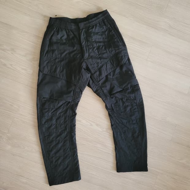 나이키 테크팩 우븐 퀼팅 팬츠(m)