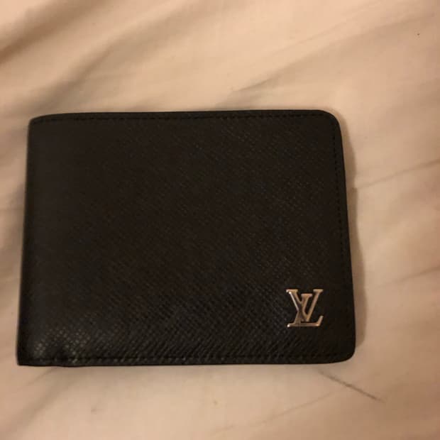 루이비통 반지갑 멀티플 월릿 타이가 M30295