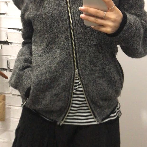 차콜 후드니트집업