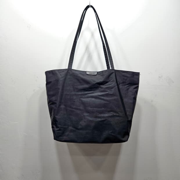 킬리안(kylian) 블랙 토드백