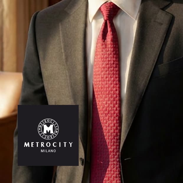 메트로시티 실크 레드 패턴 넥타이 8.5cm A+등급 K2344
