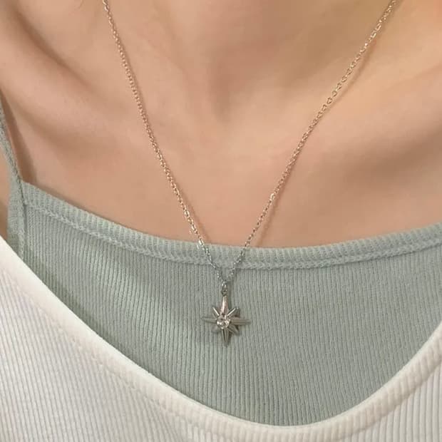 써지컬 별 스파크 목걸이 