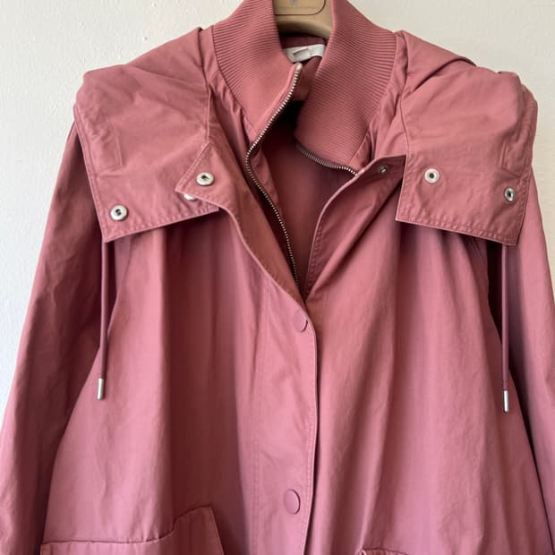 코스 COS 여성 더스티핑크 사파리후드점퍼 바람막이점퍼