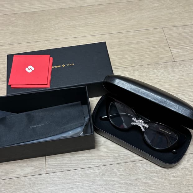 슈슈통 위민 안경