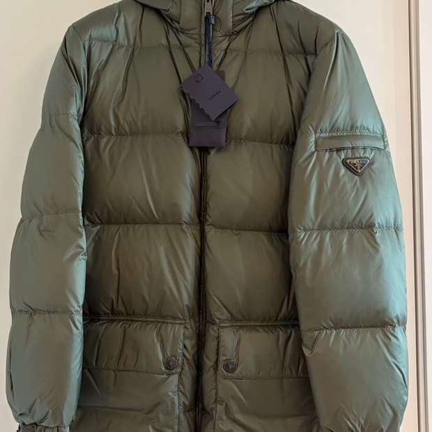 프라다 남성 패딩 자켓