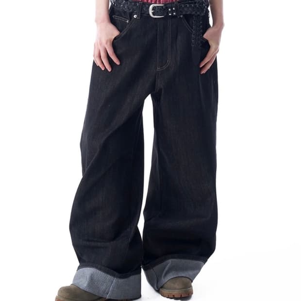 Cinch Back Denim Pants (Black)