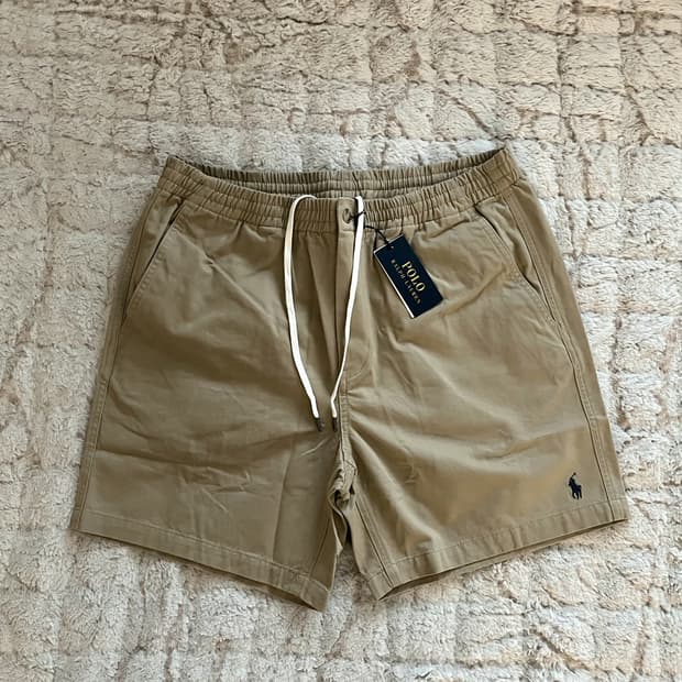 폴로 랄프로렌 프렙스터 반바지
클래식핏 탄베이지 M