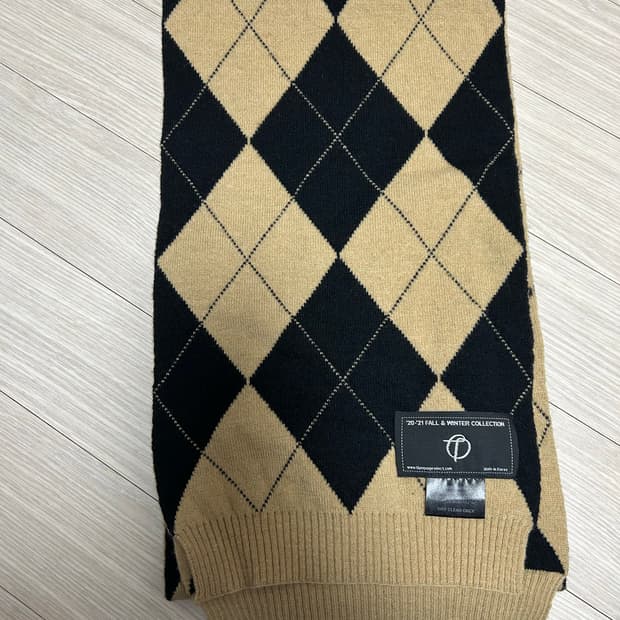 더오픈 프로덕트 아가일 목도리 머플러