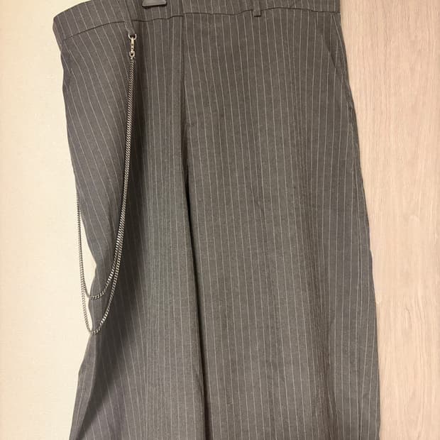 언더마이카 스트라이프 슬랙스