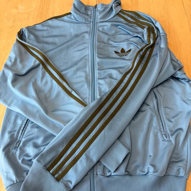 아디다스 구파이어버드져지 하늘x뮤트 카키 L