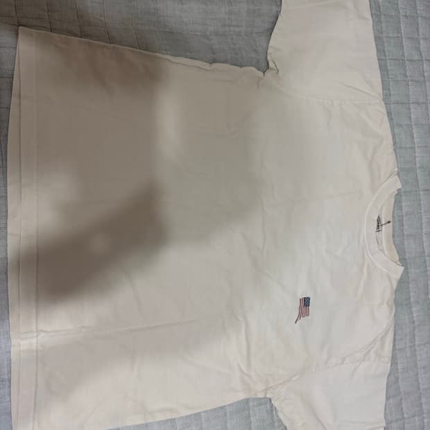 캐피탈 본 반팔