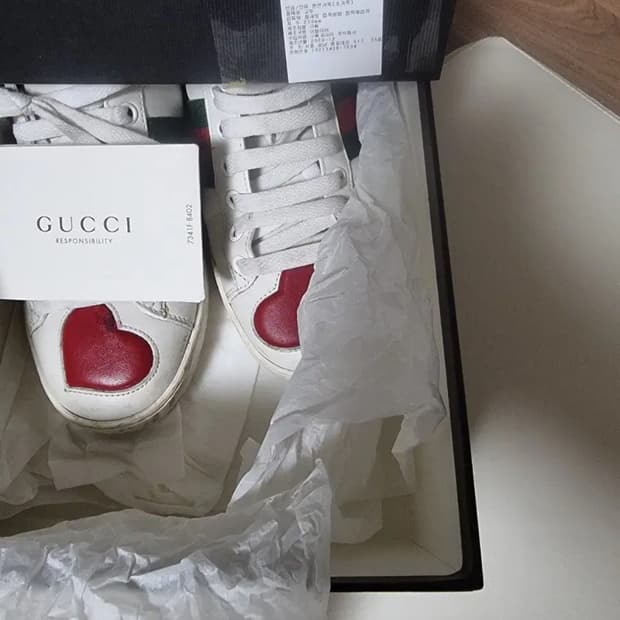 (정품)구찌 에이스 하트 스니커즈 36