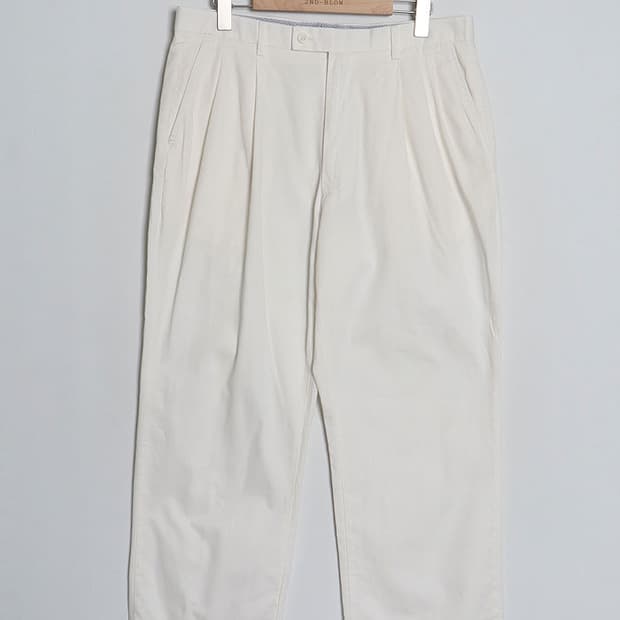 KANSAI YAMAMOTO Tuck Chino Pant (34)