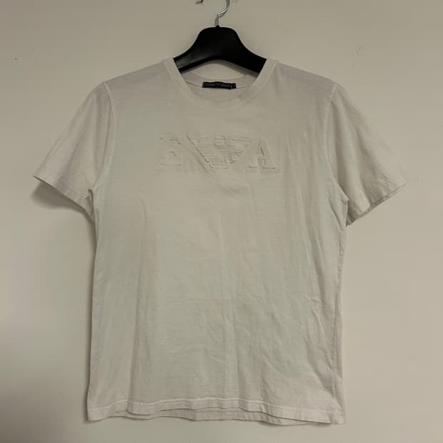 엠포리오 아르마니 이글 엠보 로고 반팔 티셔츠 