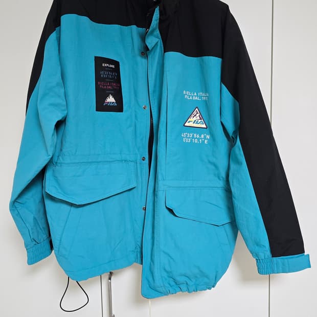 FILA 바람막이 점퍼 M