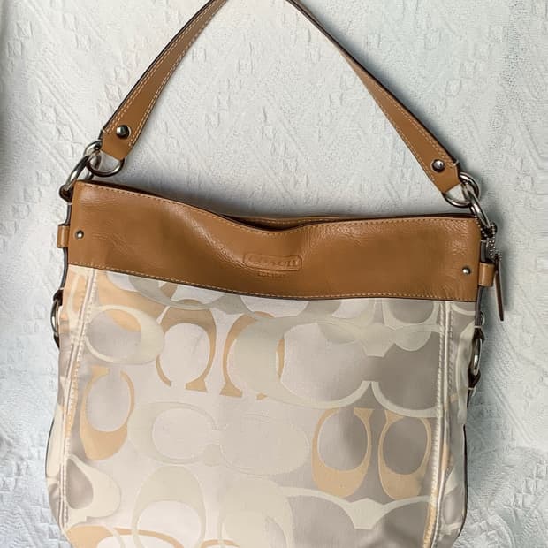 S급 🍋Coach 카멜 레몬 Shoulder Bag