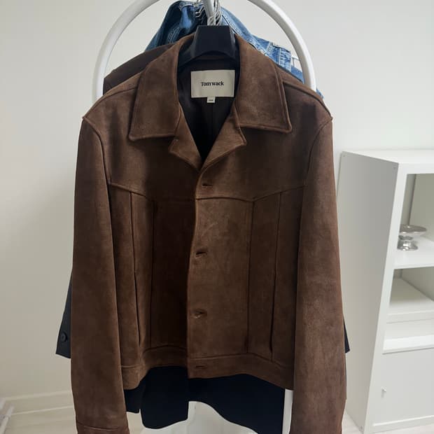 토니웩 23fw 스웨이드 웨스턴 트리커 자켓