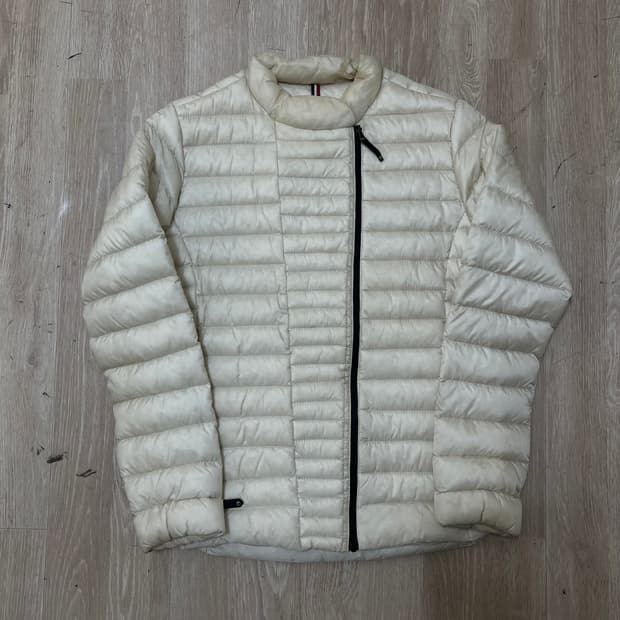 아이더 아이보리 여성 경량 패딩 S(90)