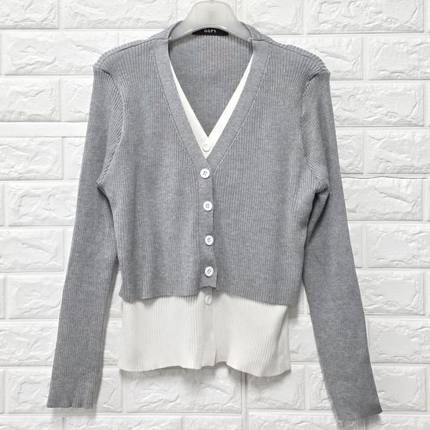 택포// 24s GGPX 회색 V넥 배색 니트 가디건 FREE