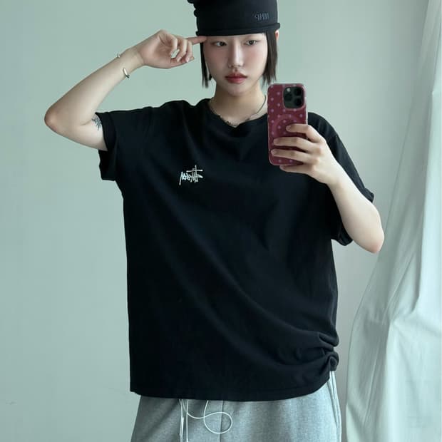 스투시 빅로고 블랙 반팔티