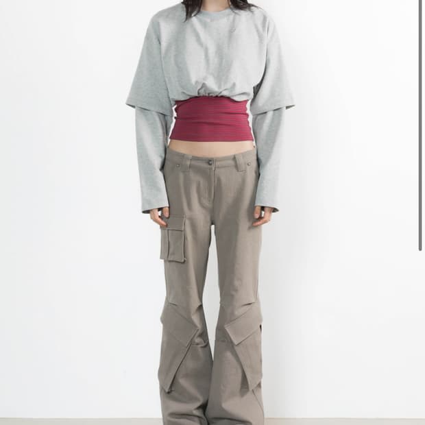 웻태그 double sleeve banding top grey/red