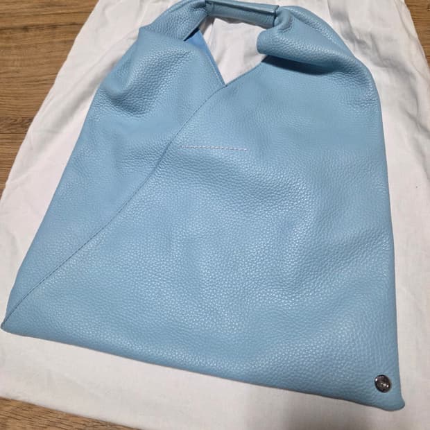 마르지엘라 MM6 재패니즈 백 그레인 레더