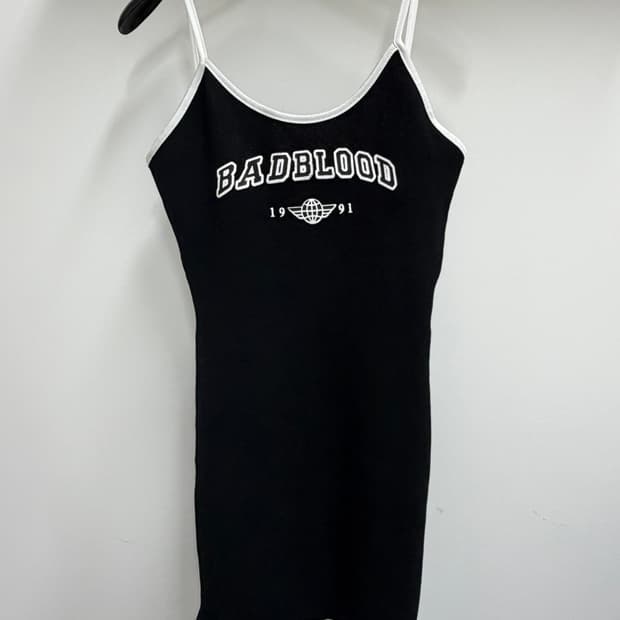 배드블러드 1991 로고 배색 슬림 원피스