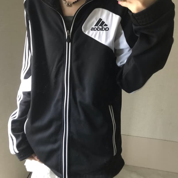 아디다스 검흰 져지