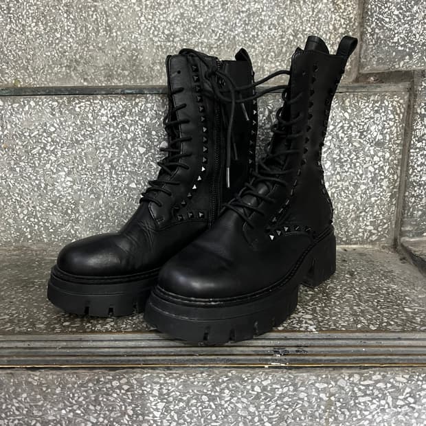 애쉬(Ash) 리암 스터드 가죽 부츠
