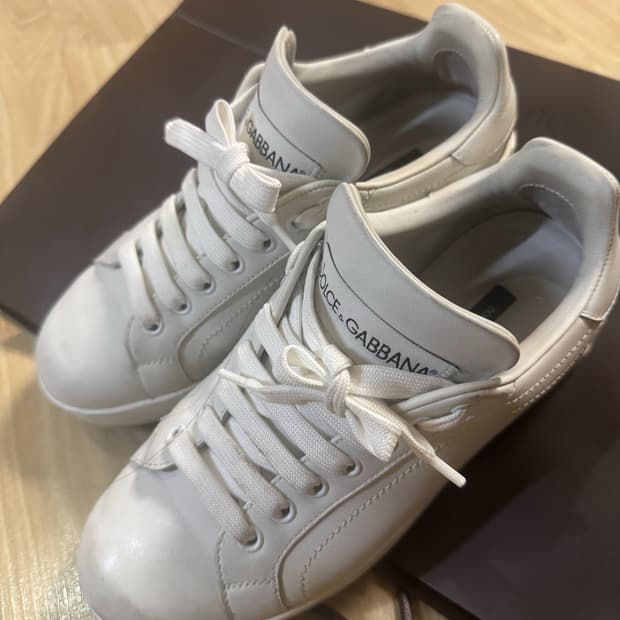 돌체앤가바나 스니커즈 38.5