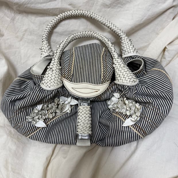 펜디 스파이 백 