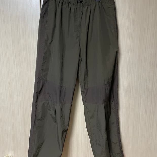 [L] 셔터 나일론 코튼 라인 팬츠 다크 브라운