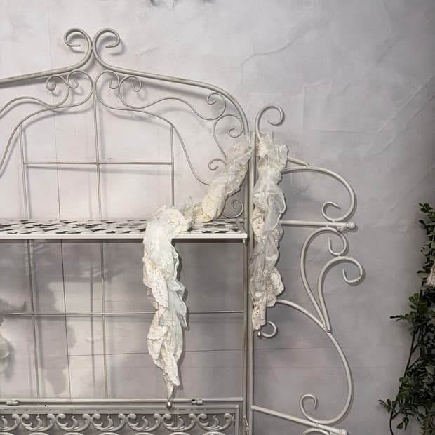 Ivory shirring lace pearl scarf