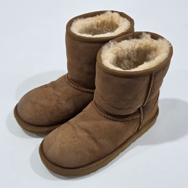 어그 키즈 클래식 미니 부츠 210mm