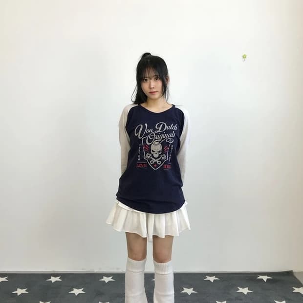 Von Dutch Skull Graphic Raglan Tee