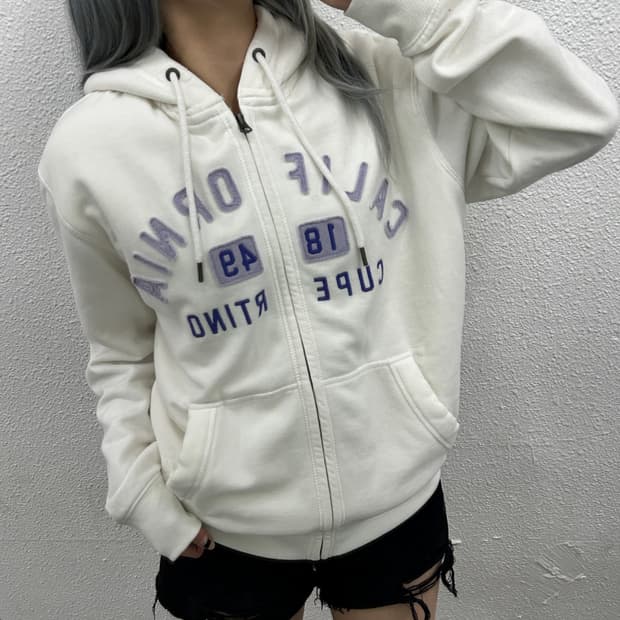 후아유 연보라 패치로고 화이트 후드집업 L