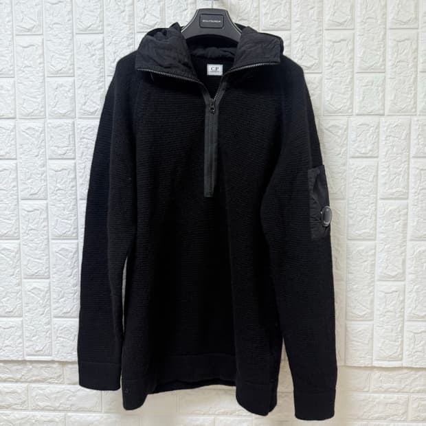 (24fw 새상품급) CP컴퍼니 나일론 후드 울 가디건(M))
